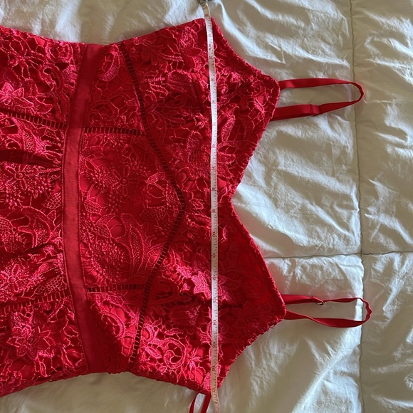 NWT Ted Baker Valens Mixed Lace Midi Dress ~ Red ~ 3 ~ US Size 8 - Picture 7 of 7